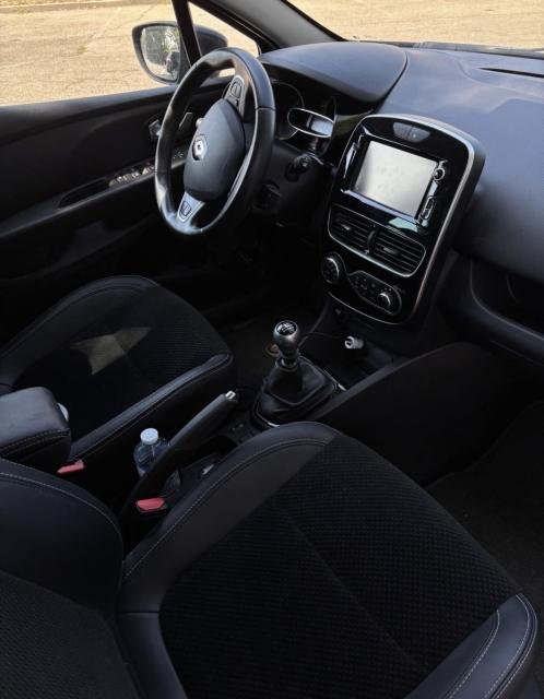 2017 2017 Renault clio Clio Berlin — photo 5