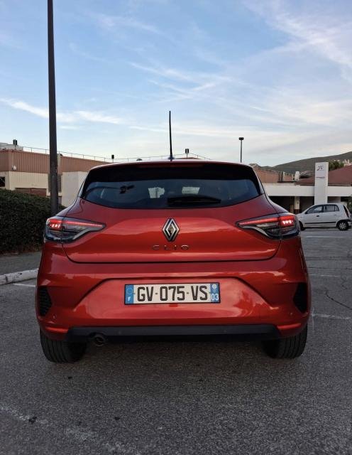 2024 2024 Renault CLIO 5 Clio 5 SUV — photo 5